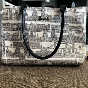 Harrods Shoulder Bag